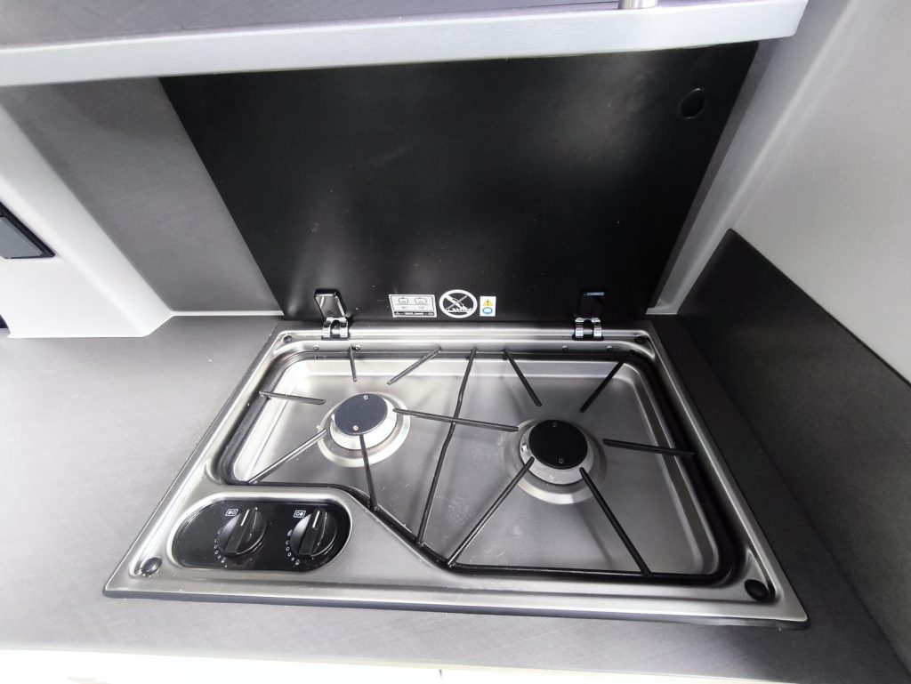 westfalia-kelsey-feu-gaz