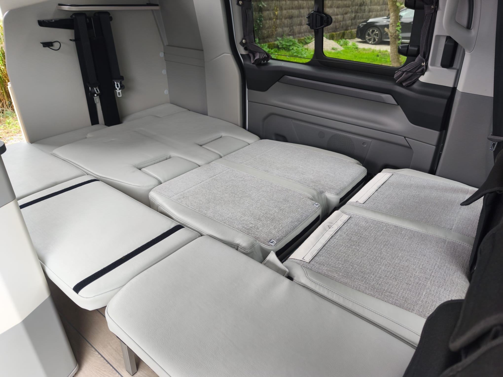 westfalia-kelsey-lit-bas