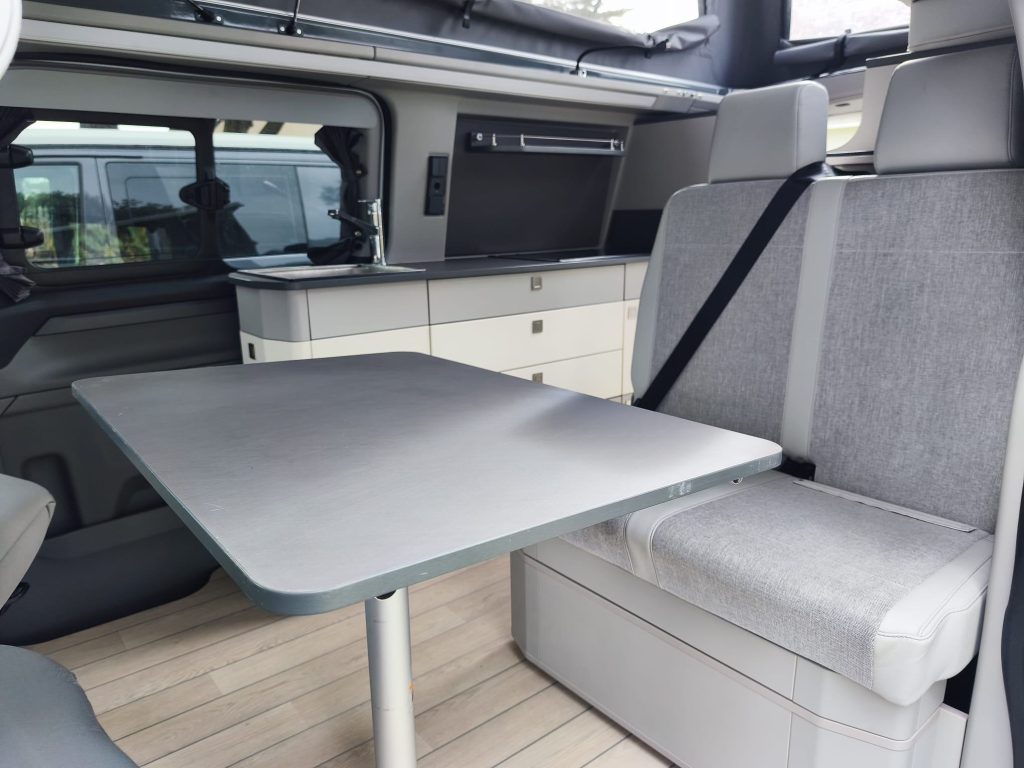 westfaliakelseytablesalon